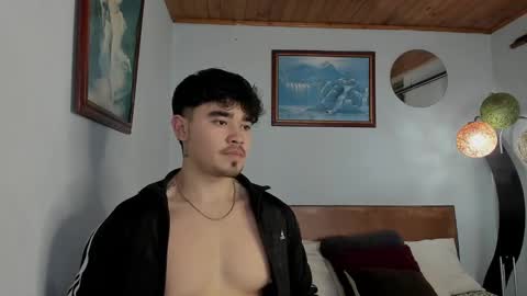 Snapshot of angelx_fox chatting on 12.17.24 Angel Fox online show from 12.17.24