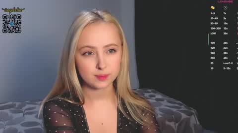  Im Chloe  i do FLASH BOOBS for new fan club online show from 06.02.26