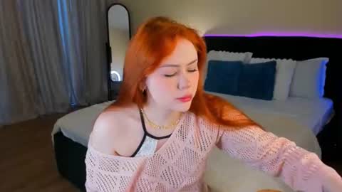 Snapshot of angesfox chatting on 07.25.26 AngesFox online show from 07.25.26
