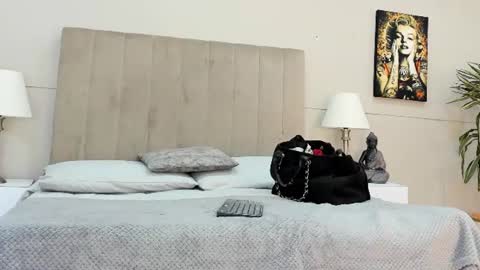 Angie Abby online show from 07.03.26