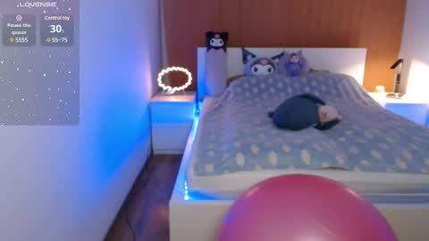 angie_faee online show from 02.19.25