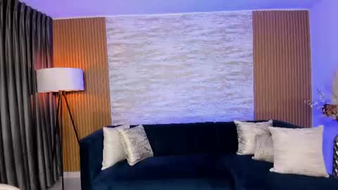 angie_smith_x online show from 07.23.26