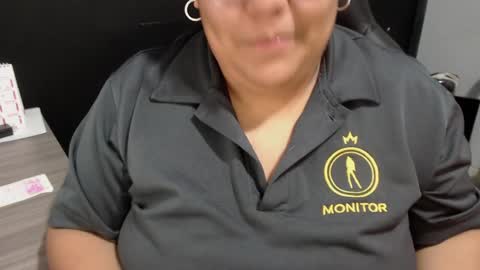 Snapshot of angy_ro12 chatting on 01.16.25 angy online show from 01.16.25