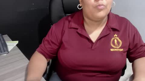 Snapshot of angy_ro12 chatting on 09.16.25 angy online show from 09.16.25