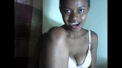 Snapshot of anicha_69 chatting on 05.27.26 anicha_69 online show from 05.27.26