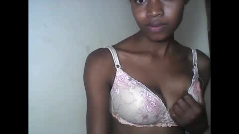 Snapshot of anicha_69 chatting on 05.29.26 anicha_69 online show from 05.29.26