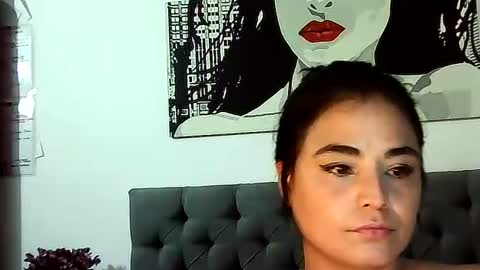 Snapshot of anierouse1053 chatting on 07.17.26 anierouse1053 online show from 07.17.26
