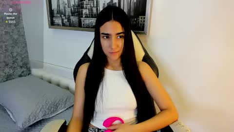 anika_h online show from 02.27.26