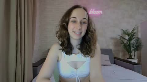 anikabloom online show from 01.14.25