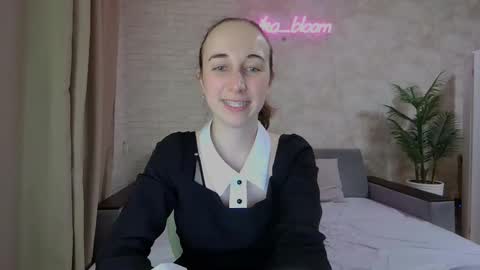 anikabloom online show from 01.24.25