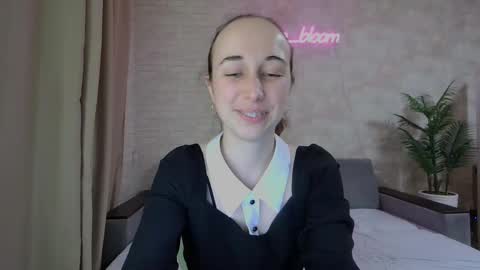 anikabloom online show from 01.24.25