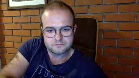 Snapshot of animal_michael chatting on 01.25.25 animal_michael online show from 01.25.25