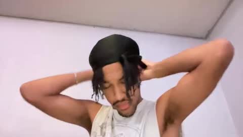 Snapshot of animeboygirls chatting on 10.14.25 Animeboygirls online show from 10.14.25