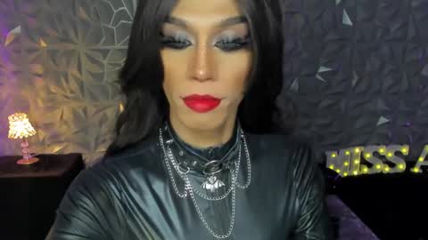 Miss Ann online show from 01.20.25