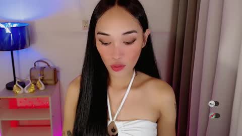 Snapshot of anitaguen chatting on 02.06.25 anita online show from 02.06.25