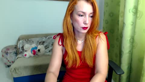 Snapshot of anitazarova chatting on 12.13.24 Anita Zarova online show from 12.13.24