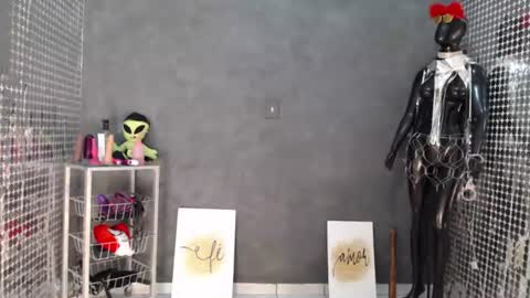 Hello My name is NaiaraPv is OPEN online show from 06.10.26