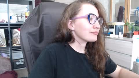 Snapshot of ankey_rayah chatting on 12.09.24 Nameless online show from 12.09.24