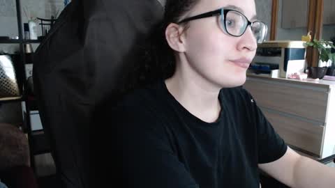 Snapshot of ankey_rayah chatting on 12.15.24 Nameless online show from 12.15.24