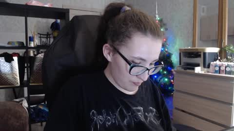 Snapshot of ankey_rayah chatting on 01.19.25 Nameless online show from 01.19.25