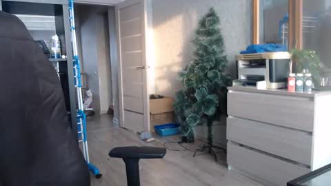 Snapshot of ankey_rayah chatting on 02.15.25 Nameless online show from 02.15.25