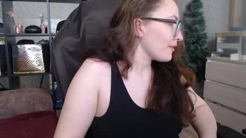 Snapshot of ankey_rayah chatting on 02.20.25 Nameless online show from 02.20.25