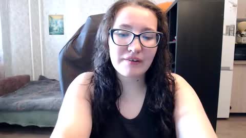 Snapshot of ankey_rayah chatting on 09.11.25 Nameless online show from 09.11.25