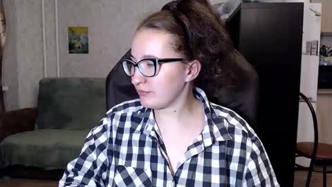 Snapshot of ankey_rayah chatting on 09.13.25 Nameless online show from 09.13.25