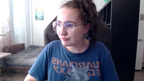 Snapshot of ankey_rayah chatting on 10.12.25 Nameless online show from 10.12.25