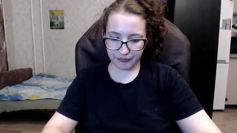 Snapshot of ankey_rayah chatting on 12.21.25 Nameless online show from 12.21.25