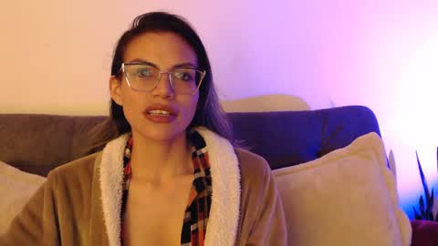 Snapshot of anmaadler chatting on 01.03.25 Anma Adler online show from 01.03.25