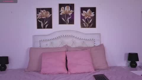 Snapshot of ann_gagner chatting on 10.21.25 Ana online show from 10.21.25