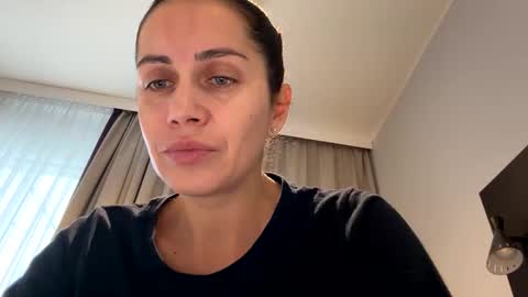 Anna online show from 11.08.25