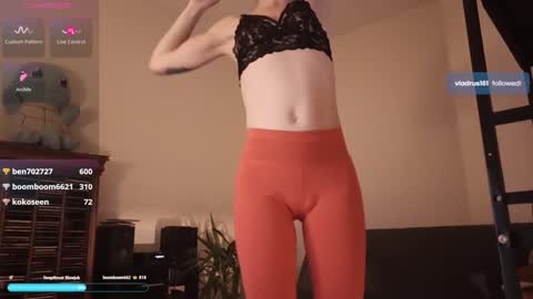 Snapshot of anna_annaa chatting on 12.08.24 Anna online show from 12.08.24