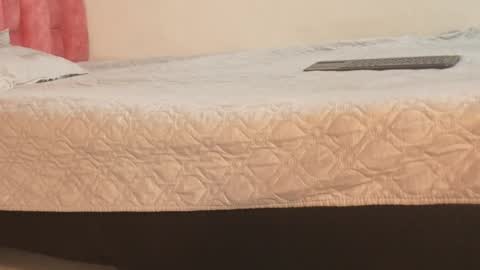 anna_beneet online show from 09.24.25