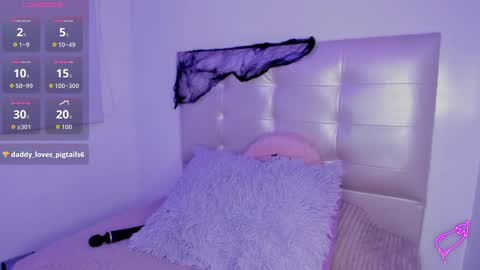 ANNA online show from 10.25.25