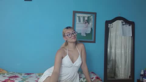 Snapshot of anna_col chatting on 02.14.26 Anna online show from 02.14.26