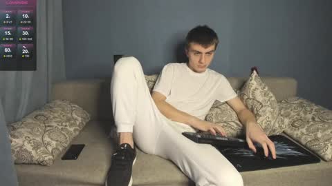 Snapshot of anna_jason chatting on 01.08.25 Fansly Jason sweet ass online show from 01.08.25