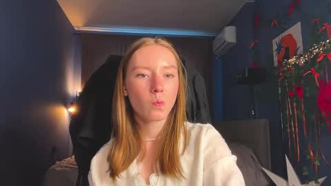 Anna online show from 04.16.26