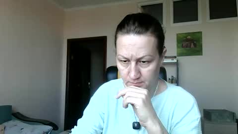 Anna online show from 05.05.26