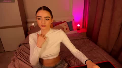 Anna online show from 01.30.25