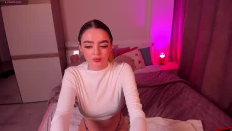 Anna online show from 01.30.25