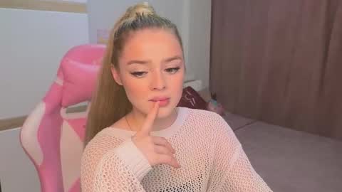 Snapshot of anna_nickol chatting on 02.28.26 Anna online show from 02.28.26