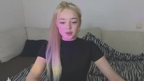 Snapshot of anna_nickol chatting on 03.19.26 Anna online show from 03.19.26