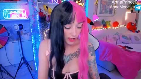 Anna online show from 02.07.25