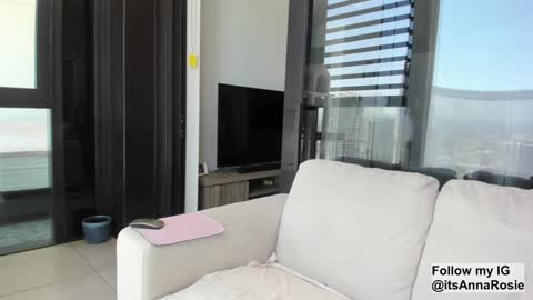 Snapshot of anna_royale chatting on 12.12.24 Anna online show from 12.12.24