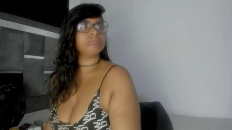 Snapshot of anna_sex_m chatting on 10.19.25 anna_sex_m online show from 10.19.25