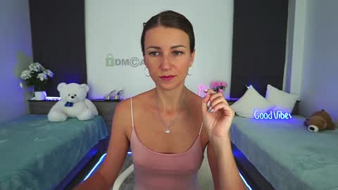 Snapshot of anna_shine_ chatting on 01.11.25 Anna Shine online show from 01.11.25