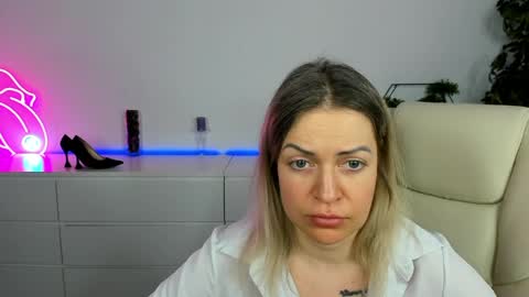 anna_snow9 online show from 03.16.26