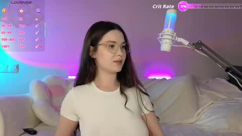 Snapshot of annaaoki chatting on 09.16.25 AnnaAoki online show from 09.16.25